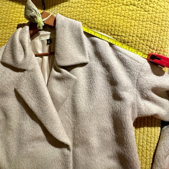 EUC Coat baby alpaca and wool blend size L - Picture 8 of 10
